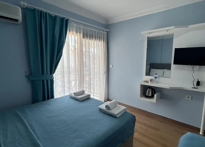 Nocleg ze śniadaniem Marquis Blue 4*