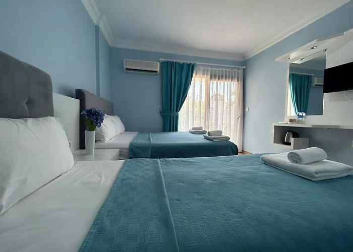 Marquis Blue Nocleg ze śniadaniem 4*