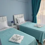 Marquis Blue Bed & Breakfast Kas