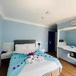 Marquis Blue Bed & Breakfast Kas