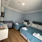 Marquis Blue 4*